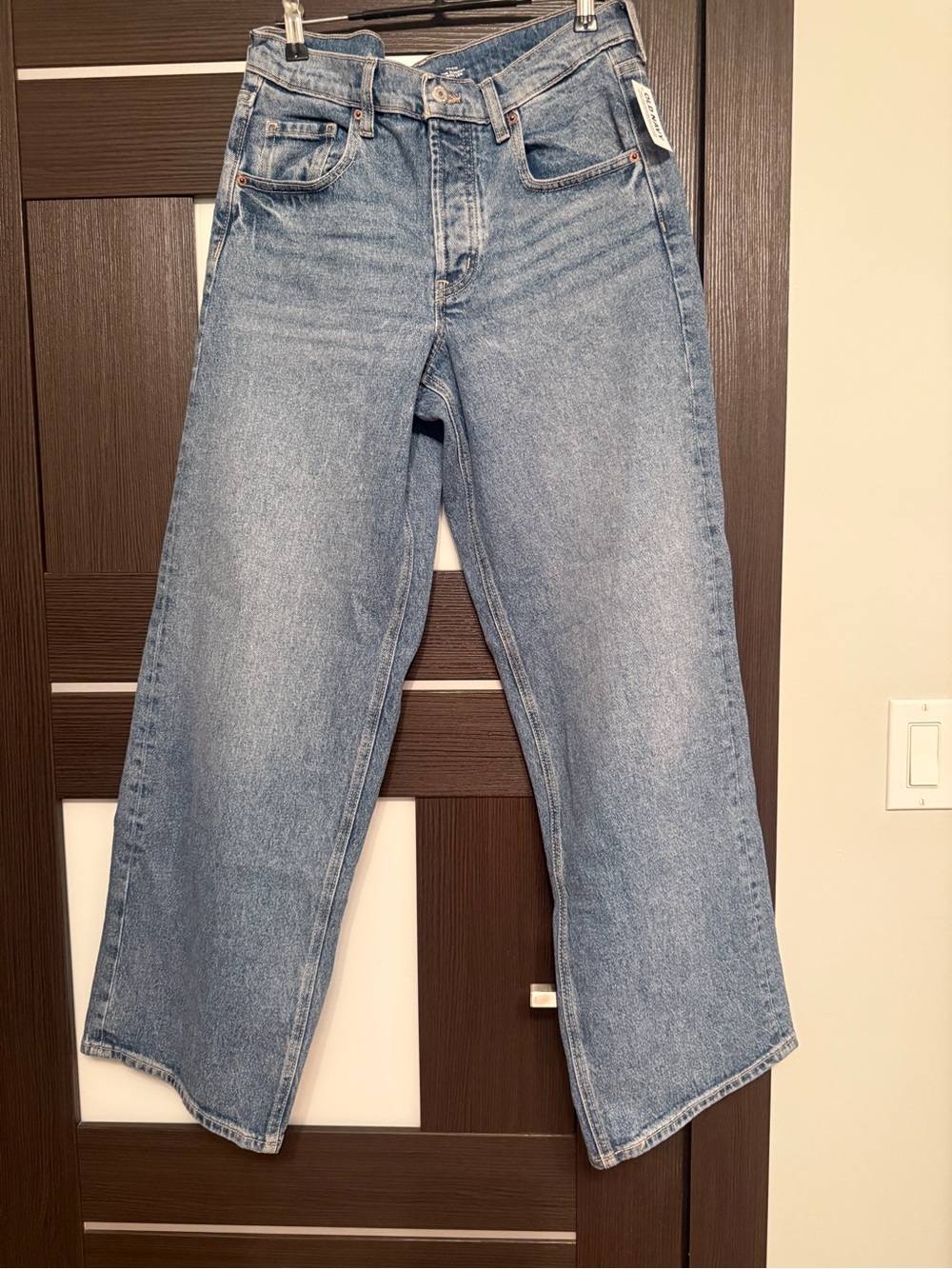 Old Navy The Slouchy Wide Leg mid-rise jeans